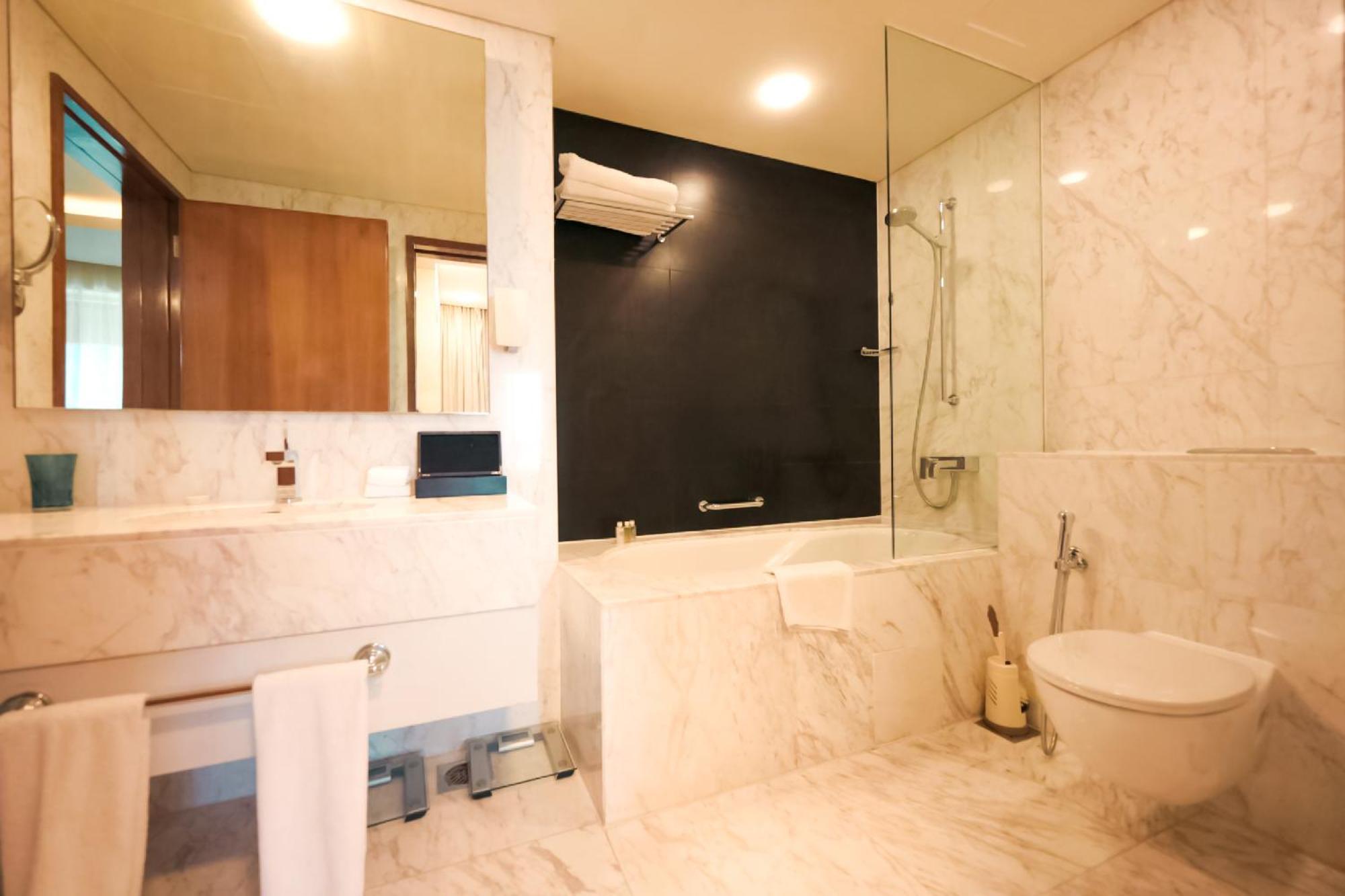 Emaar Fashion Avenue One Bedroom - Formerly Address Dubai Mall Four Apple Holiday Homes 외부 사진